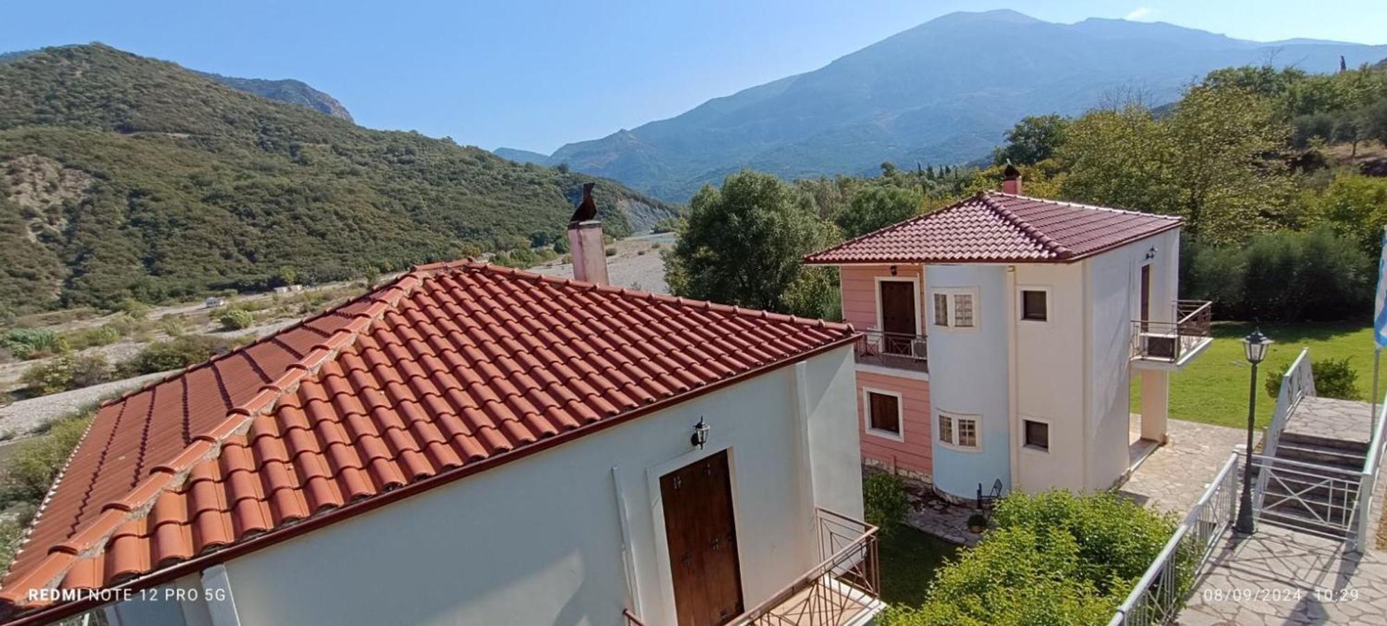 Evinos Village Resort Gefira Mpania Екстериор снимка
