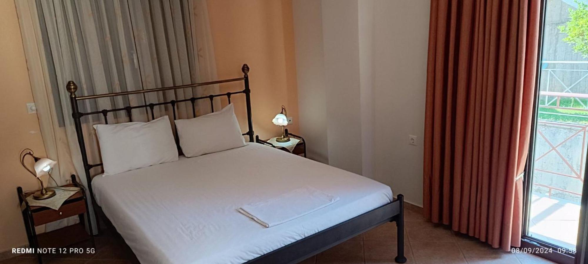 Evinos Village Resort Gefira Mpania Екстериор снимка